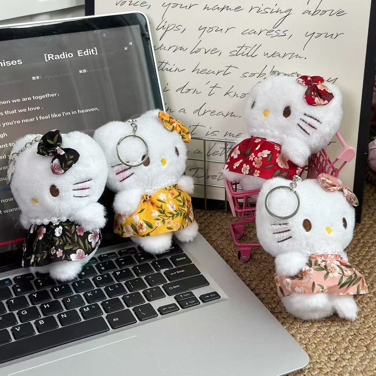 Japanese-style Didi Cat Keychain