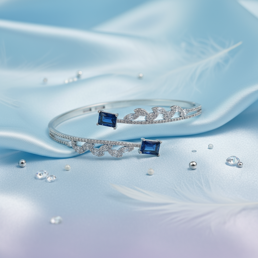 Silver Lace · Sapphire Star Pavilion Bangle