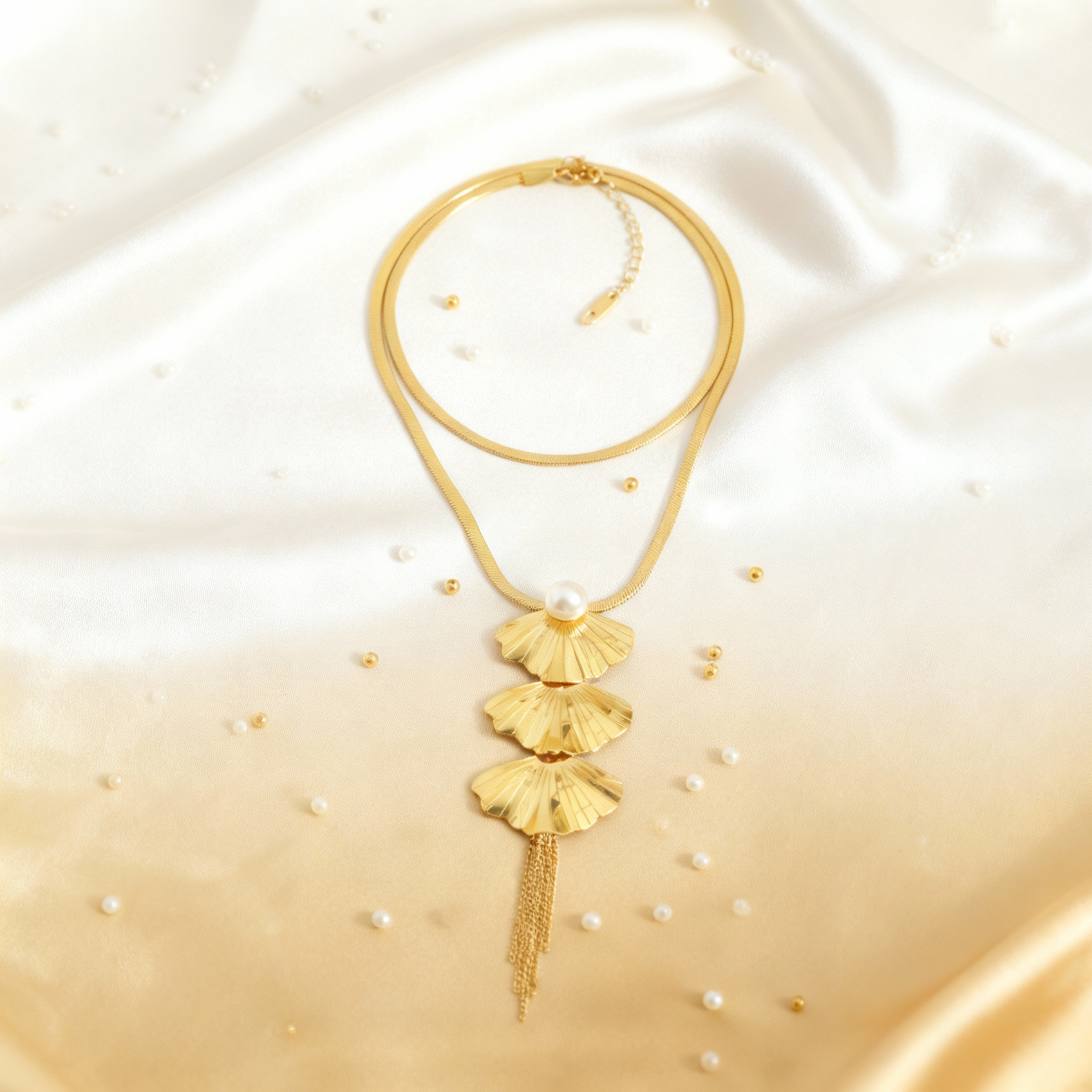 Multi-layer Fan-shaped Pearl Tassel Necklace - Image 5