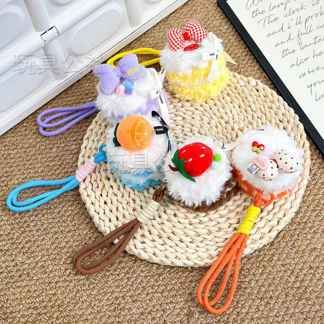 Round Layered Fruit Cake - Image 9