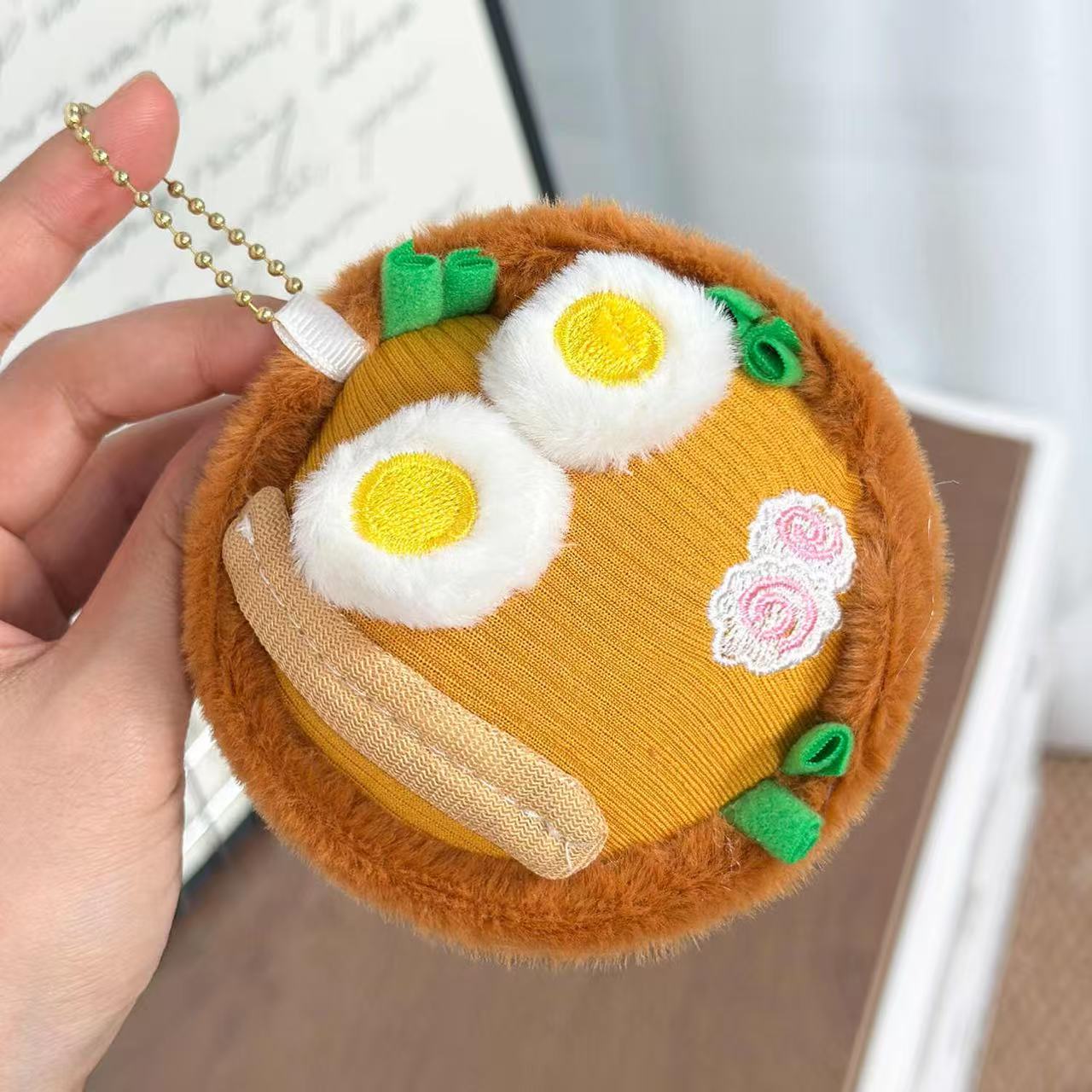 Shrimp & Fish Cake Noodle-Themed Plush Keychain - Alternative View