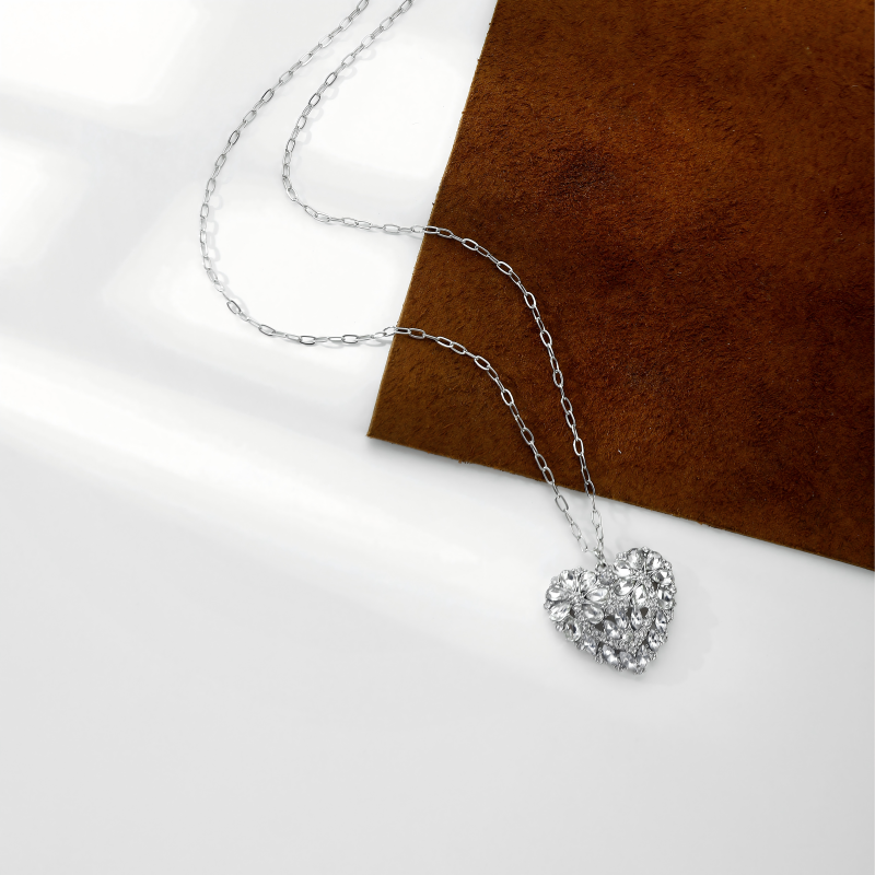 Iron Necklace with Diamond - Inlaid Heart - Shaped Pendant