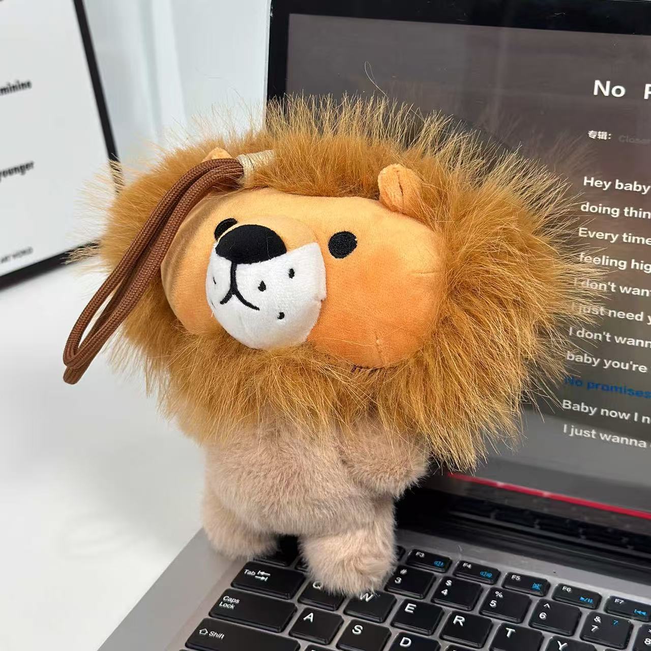 Fierce-looking Lion Cub Keychain - Alternative View