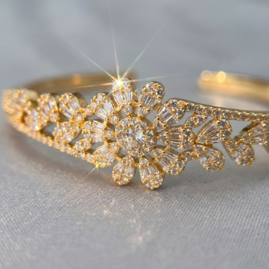 Golden Glow Bold Pavé Zircon Bracelet Butterfly Stainless Steel Bracelet