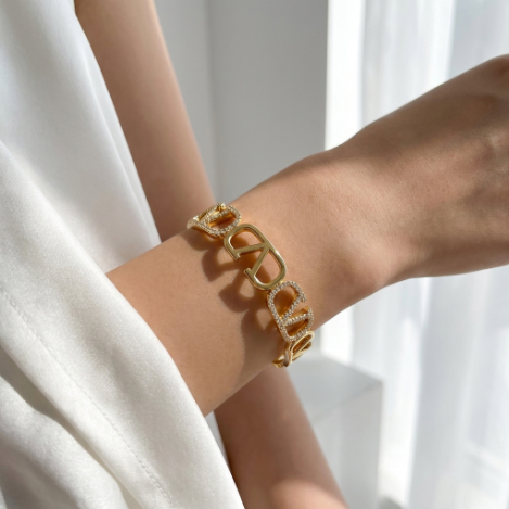 Golden Glow Bold Pavé Zircon Bracelet Butterfly Metal Bracelet