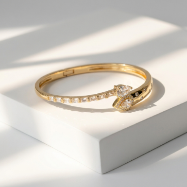 Golden Glow Bold Pavé Zircon Bracelet Butterfly Metal Bracelet Hover