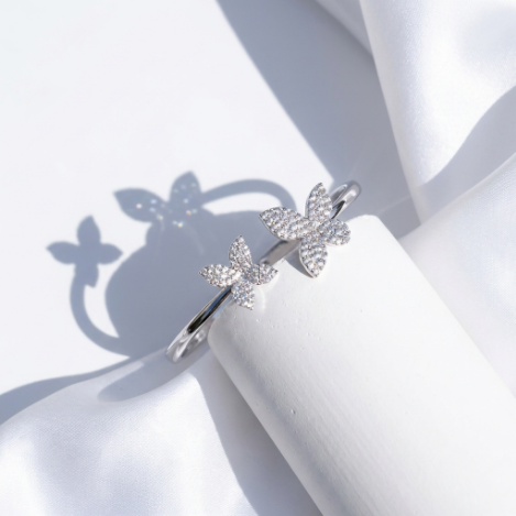 Golden Glow Bold Pavé Zircon Bracelet Butterfly Metal Bracelet Hover