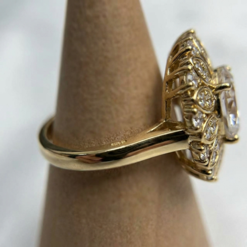 Golden Glow Signet Classic Accent Stone 5A Stone High Polish 304 Stainless Steel Ring