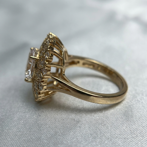 Golden Glow Signet Classic Accent Stone 5A Stone High Polish 304 Stainless Steel Ring