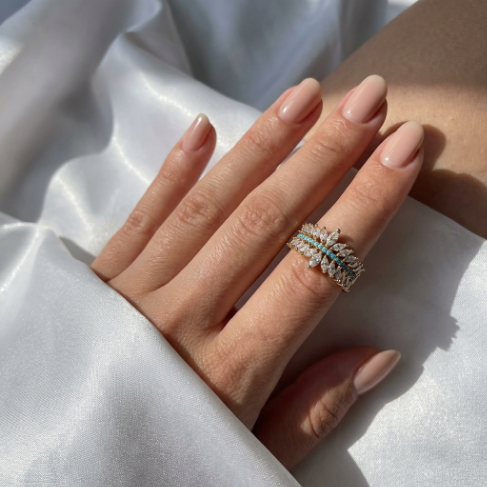 Lightweight Classic Motif Pavé Zircon Accent Stone 304 Stainless Steel Ring