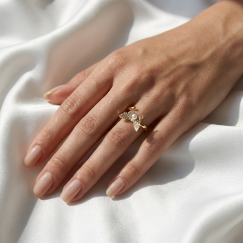 Golden Glow Stone Row Classic Motif Pavé Zircon 304 Stainless Steel Ring