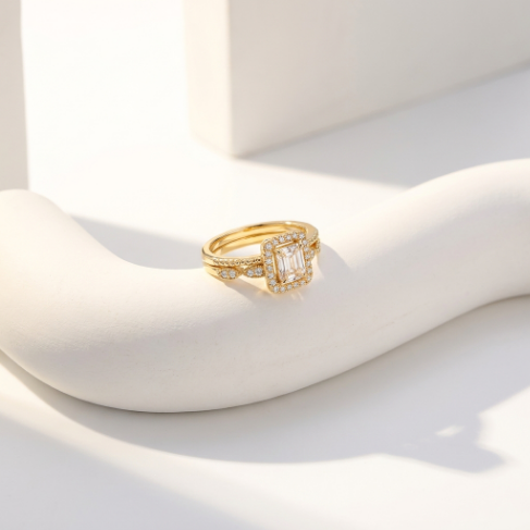 Golden Glow Stone Row Classic Motif Pavé Zircon 304 Stainless Steel Ring Hover