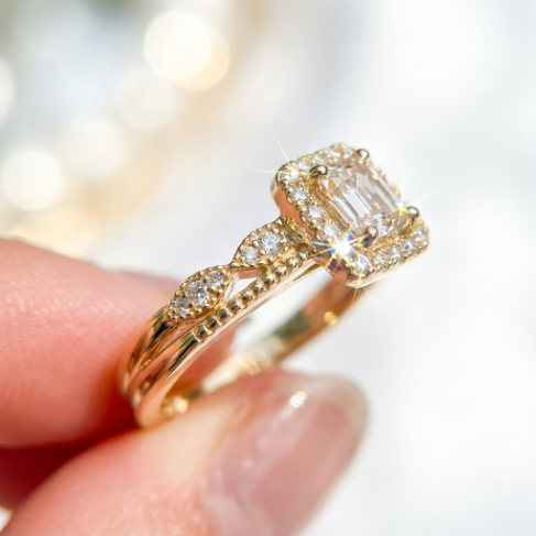 Golden Glow Stone Row Classic Motif Pavé Zircon 304 Stainless Steel Ring
