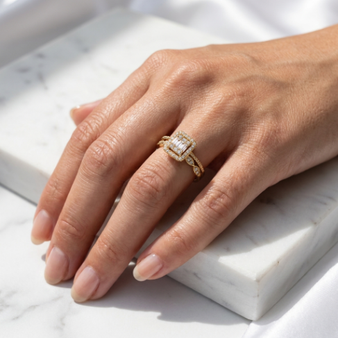 Golden Glow Stone Row Classic Motif Pavé Zircon 304 Stainless Steel Ring